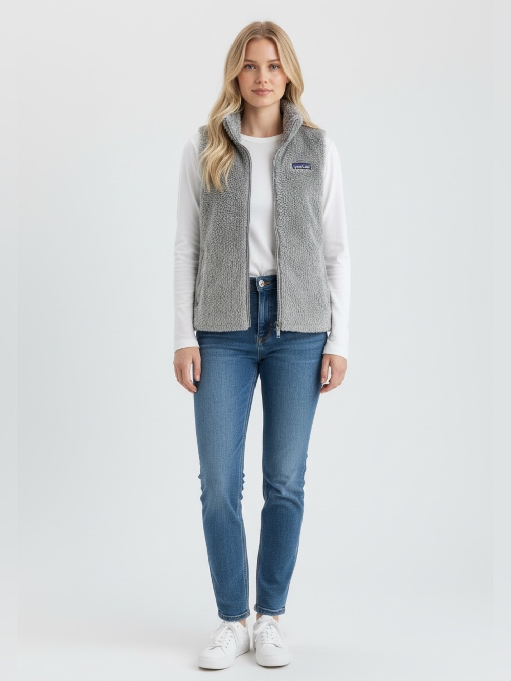 Patagonia Gray fleece Vest — Women's Layering Vest size M